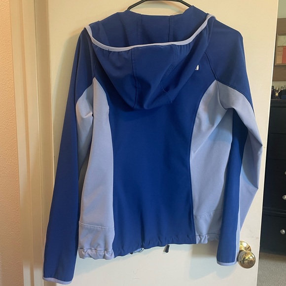 The North Face Jacket - Picture 5 of 7